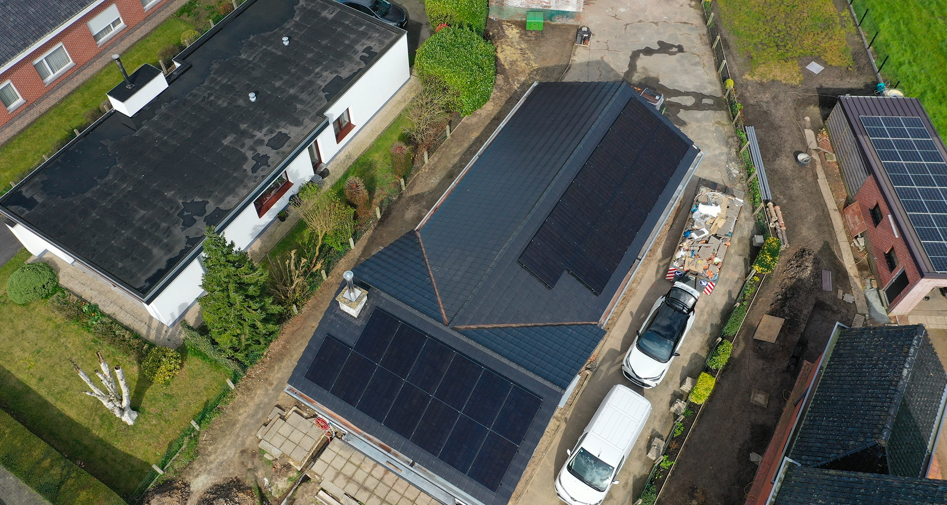 Installation of photovoltaic panels in Aalter